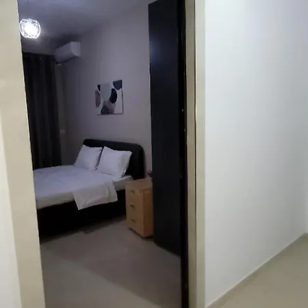 Bazar3 Mini Apartman Tirana