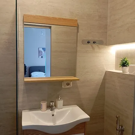 Bazar3 Mini Apartman Tirana