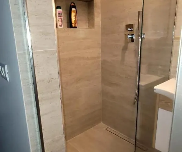 Bazar3 Mini 티라나