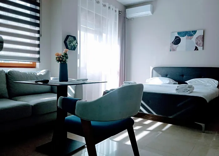 Bazar3 Mini 티라나